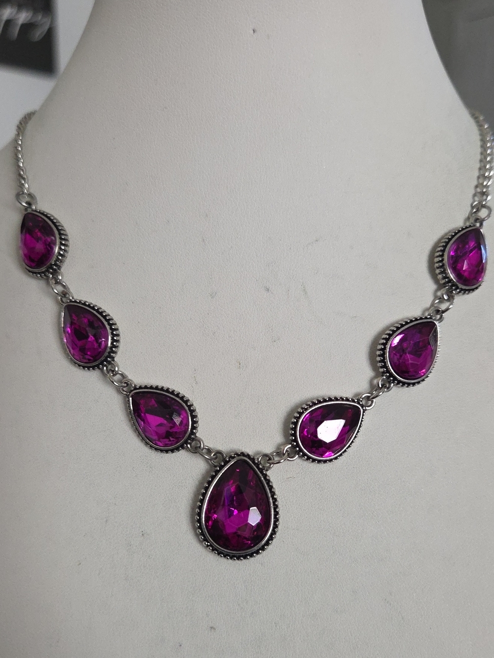 Paparazzi Socialite Social Pink Necklace NWT
